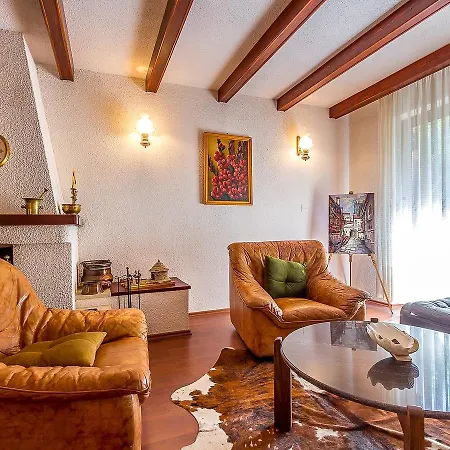 Holiday Home Ermanna Pula Exterior photo