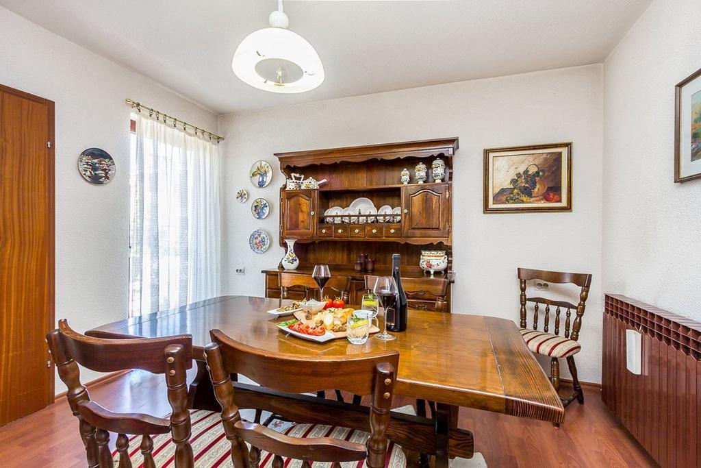 Holiday Ermanna Holiday home Pula